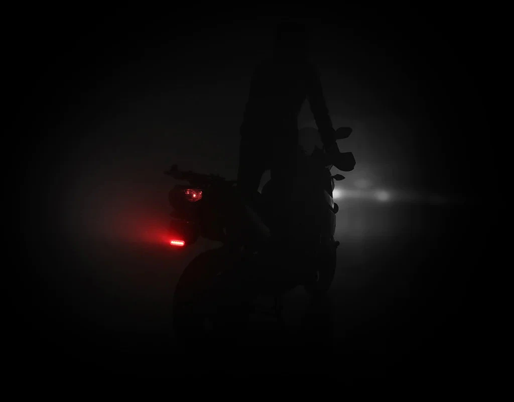 Denali B6 LED Brake Light Visibility Mount - Red 7 Denali B6 LED Brake Light Visibility Mount - Red - Image 5