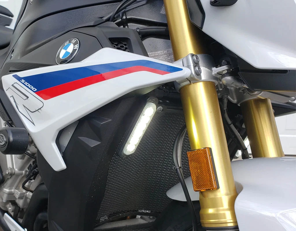 Denali B6 Dual LED Brake Light Kit With License Plate Mount 7 Denali B6 Dual LED Brake Light Kit With License Plate Mount - Image 5