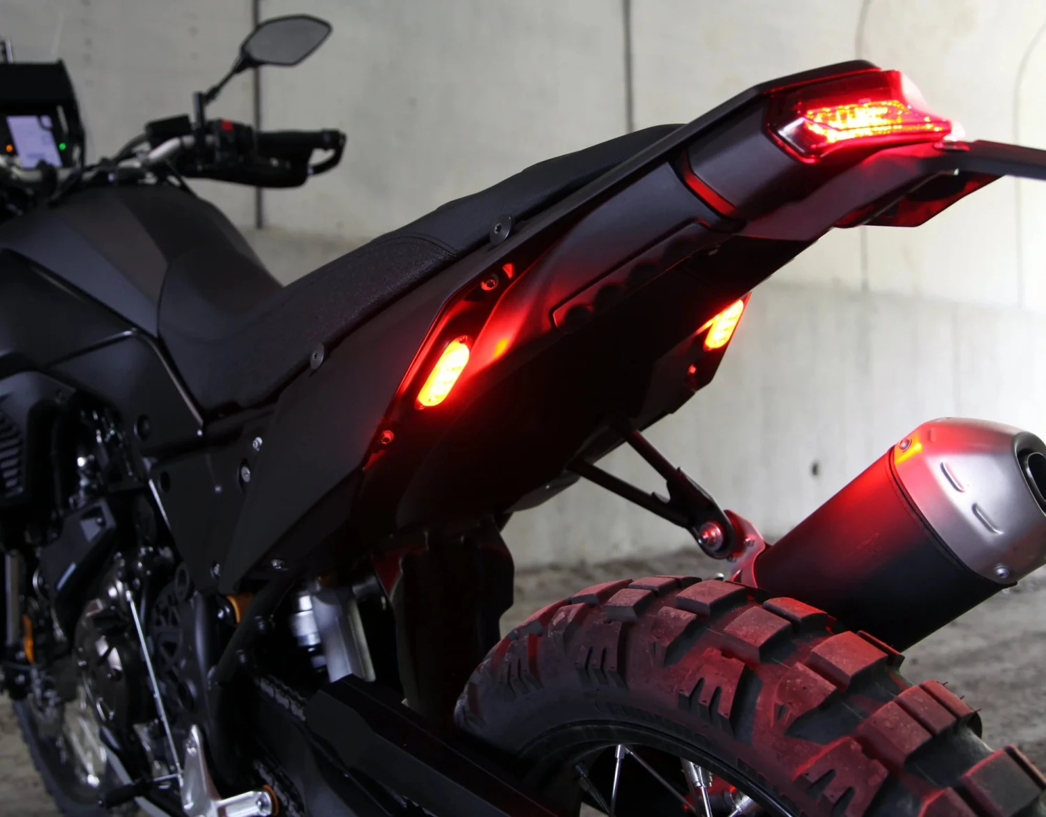 Denali T3 Modular Switchback Signal Pods - Rear 18 Denali T3 Modular Switchback Signal Pods - Rear - Image 16