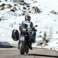 Givi Monokey Trekker Alaska Side Cases (Pair) - Black 9 Givi Monokey Trekker Alaska Side Cases (Pair) - Black -Highnoteperformance Store ala36b c5